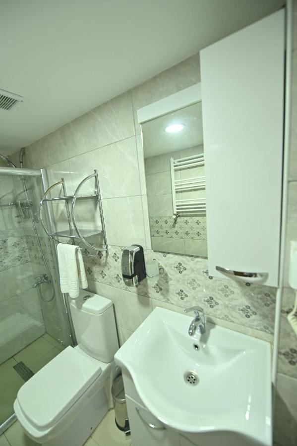 Safir Gold Hotel イスタンブール エクステリア 写真